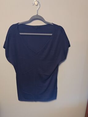Women's Classic Navy V-Neck Short Sleeve Tee